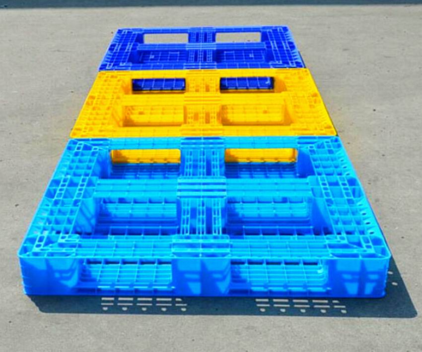 蓝色网格田字型